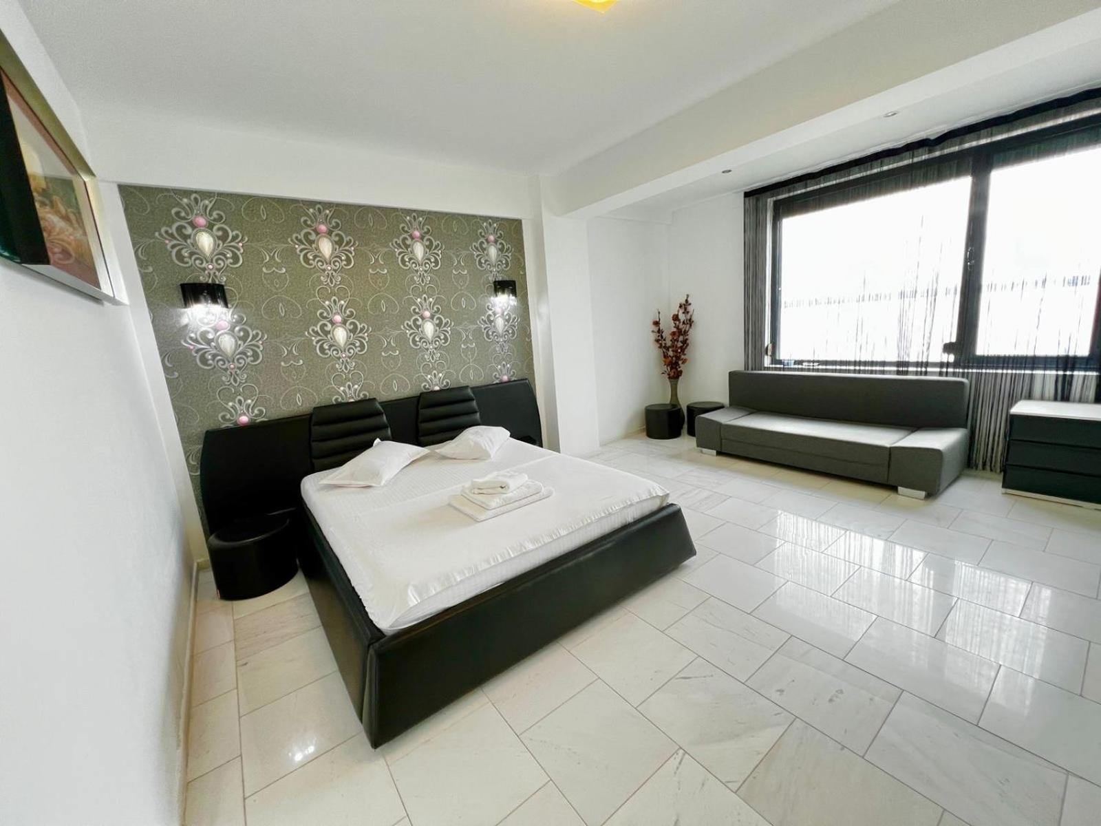 Sophia Lake View Suite 마마이아 외부 사진